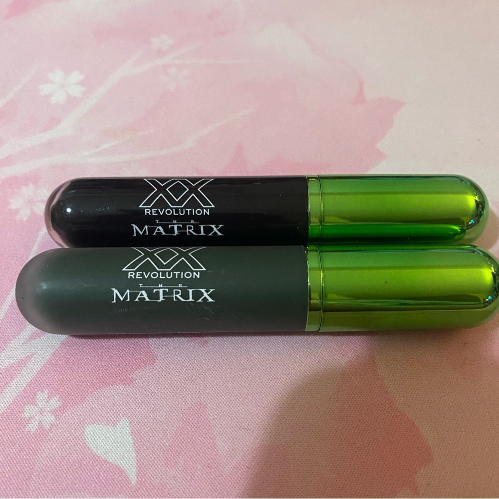 Revolution Matrix Lipstick Set